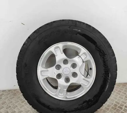 R16 alloy rim