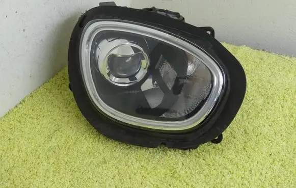 Mini Cooper Countryman F60 Headlight/headlamp 7494802