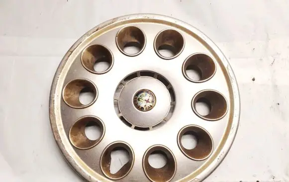 Alfa Romeo 147 R15 wheel hub/cap/trim 46792067
