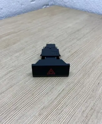 Seat Ibiza IV (6J,6P) Hazard light switch 5F0953235B