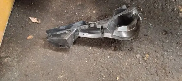 Audi A6 S6 C7 4G Fender mounting bracket 4G0805233
