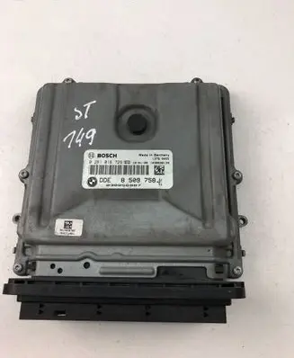 BMW 5 F10 F11 Engine control unit/module ECU 8509758 0281016729