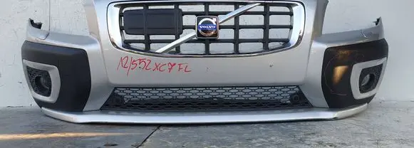 Volvo XC70 Front bumper 30678678