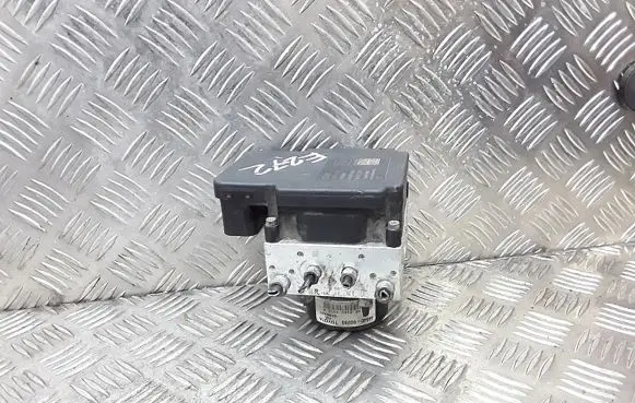 Toyota Yaris ABS Pump 895410D480