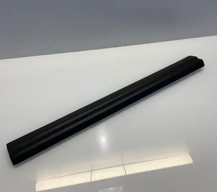 Mercedes-Benz E W212 Front sill trim cover 2126860236 A2126860236