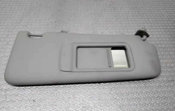 BMW 3 E90 E91 Sun visor