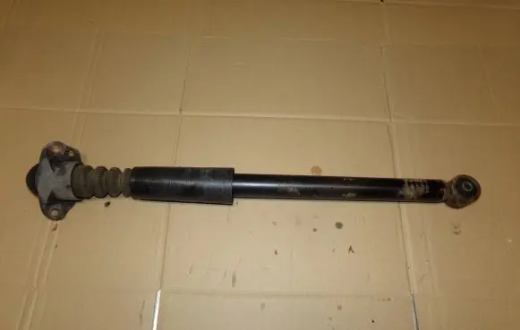 Skoda Octavia Mk1 (1U) Rear shock absorber/damper