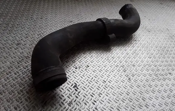 Mercedes-Benz Sprinter W901 W902 W903 W904 Engine coolant pipe/hose