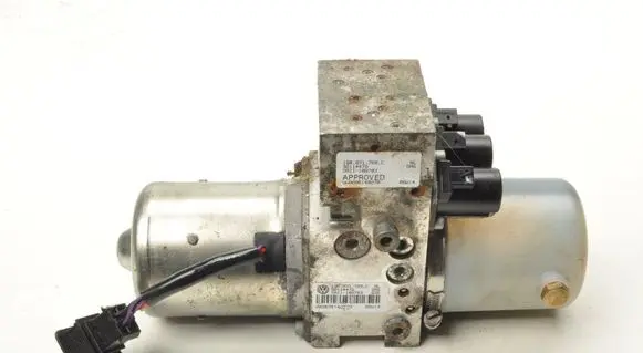 Volkswagen Eos Convertible roof hydraulic pump 1Q0871789C