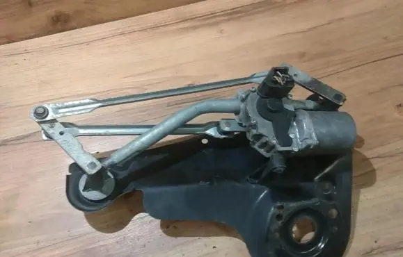 Ford Fiesta Front wiper linkage and motor