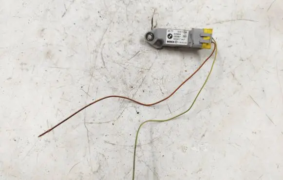 BMW X5 E53 Airbag deployment crash/impact sensor 6911038 020604 0285002064