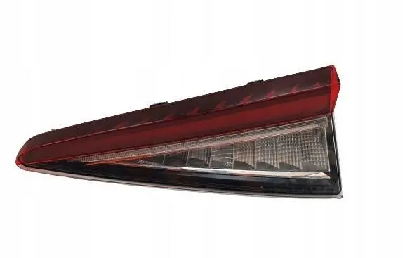 Tailgate rear/tail lights
