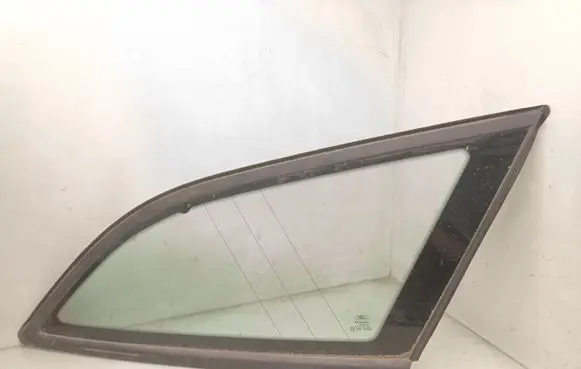 Ford Mondeo MK IV Rear side window AS2