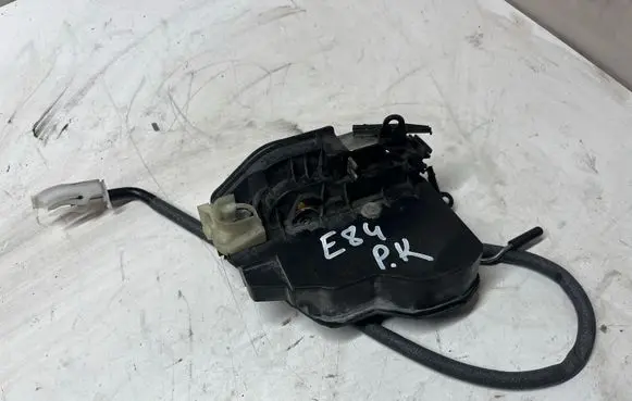BMW X1 E84 Rear door lock A053702 7229461