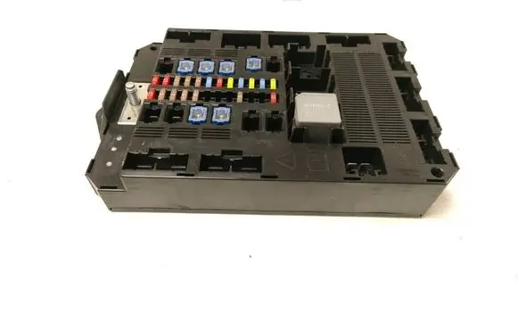 Jaguar XF X250 Fuse module 9X2314B476AD