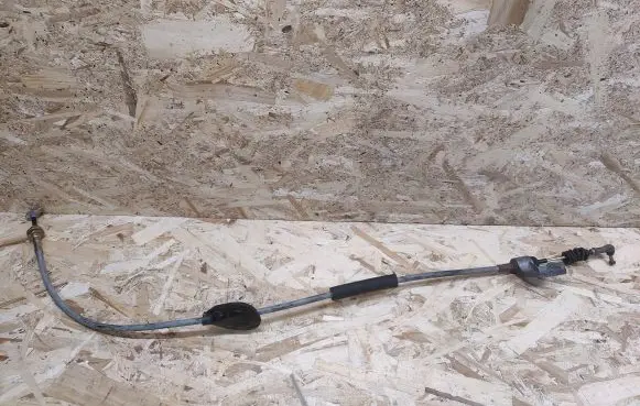 Jaguar XK8 - XKR Gear shift cable linkage