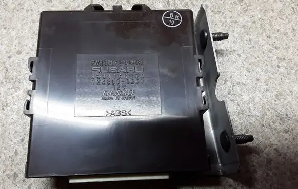 Subaru Outback Power management control unit 88811AG030