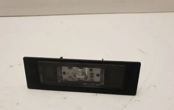 BMW 1 F20 F21 Number plate light 7193294