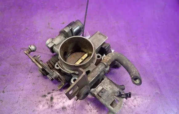 Opel Astra G Throttle body valve 