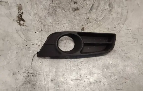 Toyota Corolla E120 E130 Front fog light trim/grill 60008230 TY99123CAL