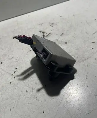 Antenna control unit