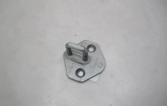 Volkswagen Caddy Sliding door lock loop/hook striker 7L6843767A