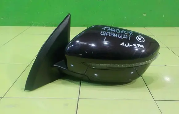 Nissan Qashqai Front door electric wing mirror 038139 LEWE