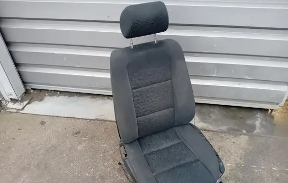 BMW 5 E39 Front driver seat 