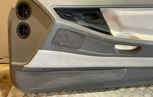 BMW 8 E31 Front door card panel trim 64221970554R 63311383055