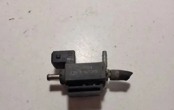 Peugeot 607 Turbo solenoid valve 70058501 06T045
