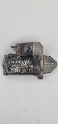 Mercedes-Benz Vito Viano W639 Starter motor 0051511301