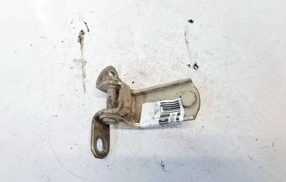 Toyota Yaris Verso Rear door lower hinge