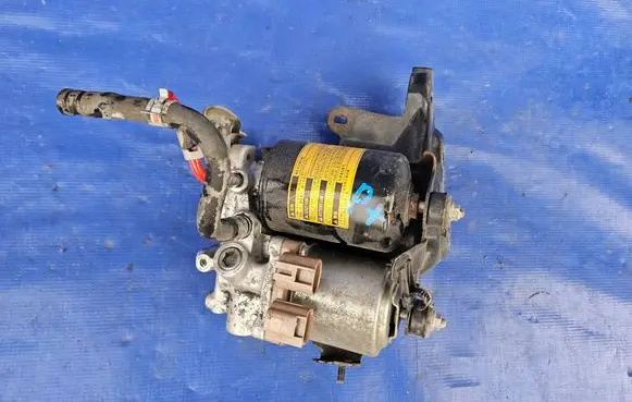 Lexus CT 200H ABS Pump 47070-12010