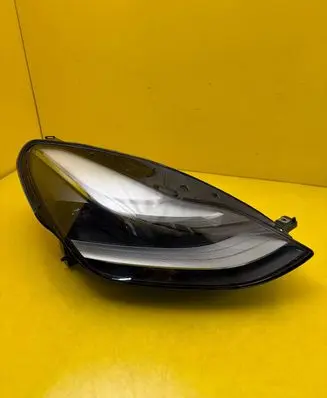 Tesla Model Y Headlight/headlamp 151495320E