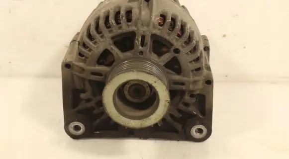 Dacia Logan I Generator/alternator 8200667607