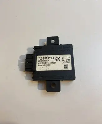 Volkswagen Touareg I Alarm control unit/module 7L0907719A