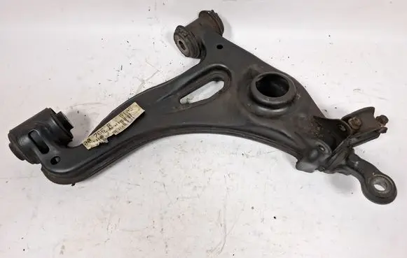 Front lower control arm/wishbone