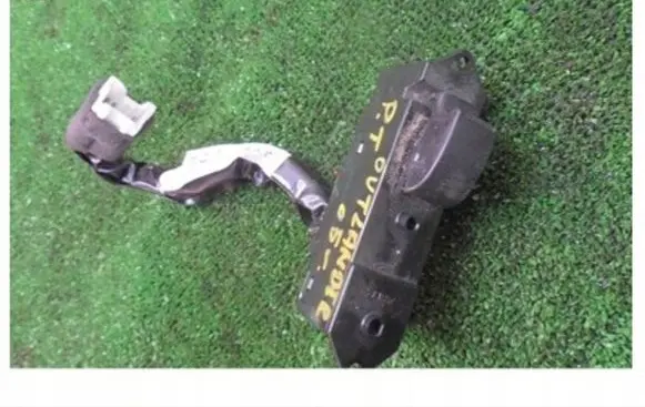 Mitsubishi Outlander Electric window control switch