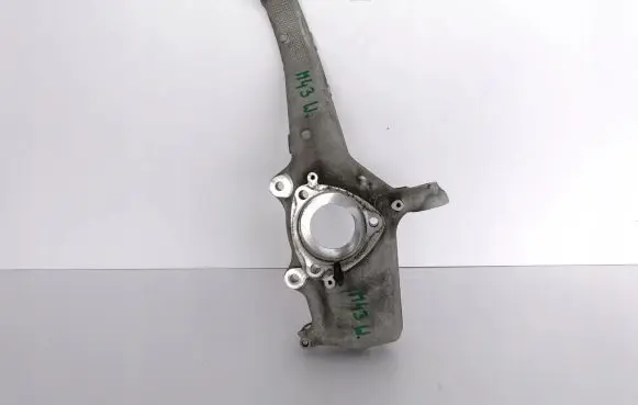 Tesla Model 3 Front wheel bearing hub 104431600E