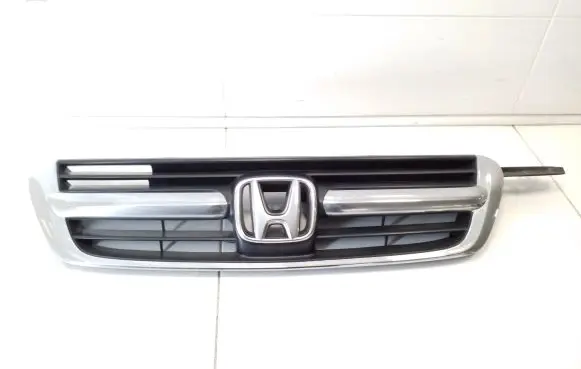Honda CR-V Front bumper upper radiator grill