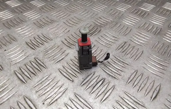 Clutch pedal sensor