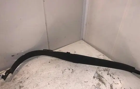 Volvo XC60 (C) pillar trim 31271396