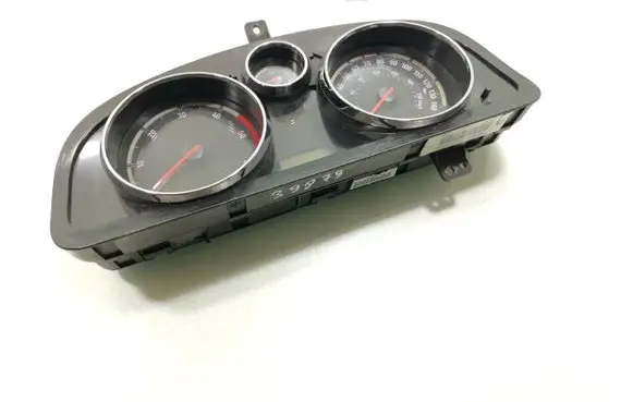 Opel Antara Speedometer (instrument cluster) 96673664