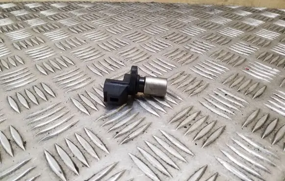 Toyota Avensis Verso Crankshaft position sensor 9091905012 0296000251