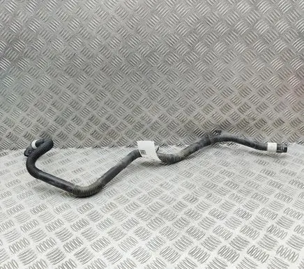 Tesla Model 3 Engine coolant pipe/hose 107758600C