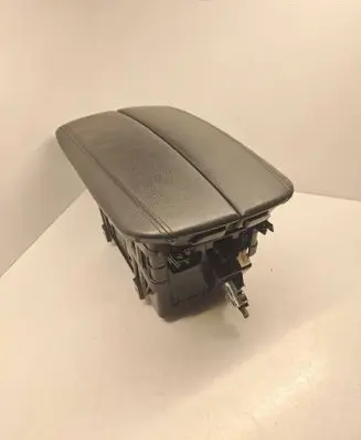 BMW X5 F15 Armrest 105069597C 5116 10055913