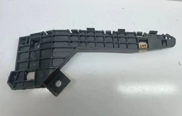 Honda FR-V Rear bumper mounting bracket 1S6T0