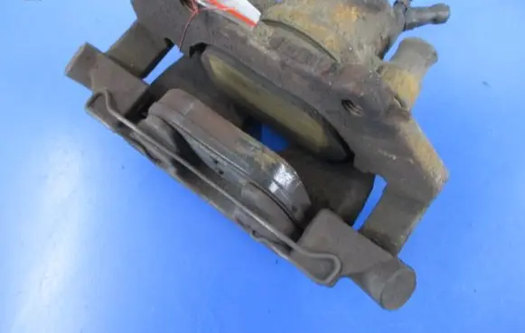 Ford Focus C-MAX Front brake caliper