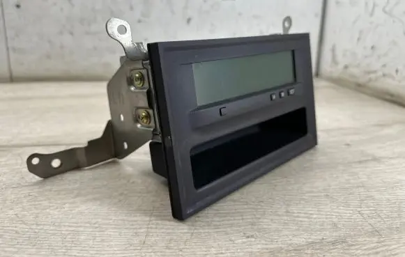 Mitsubishi Grandis Screen/display/small screen MN141366VB 47285153B DU4E41DB