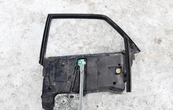 Audi A6 S6 C4 4A Rear door window/glass frame 